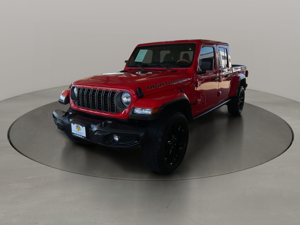 Used 2025 Jeep Gladiator Nighthawk Truck Crew Cab