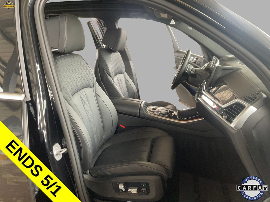 2025 BMW X5 50e - Photo 22