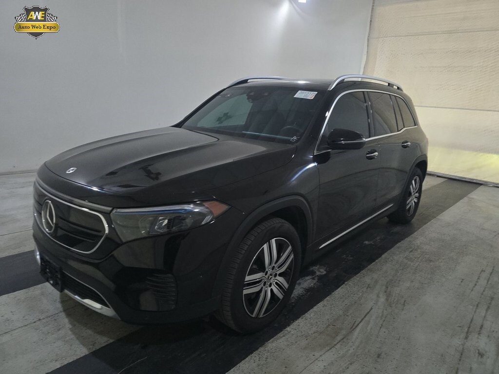 2023 Mercedes Benz EQB 300 4MATIC photo 3