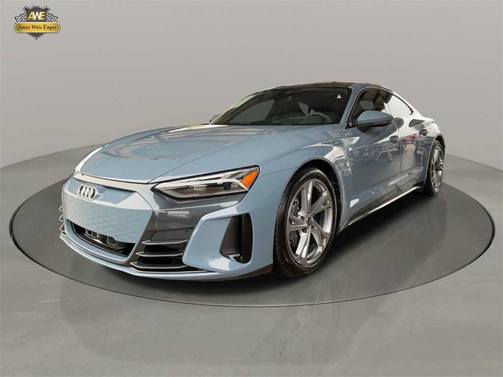 2023 Audi e-tron GT Premium Plus photo 3