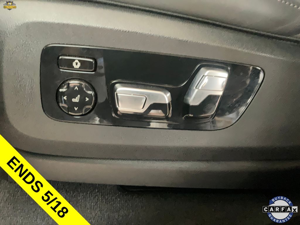 2025 BMW X5 50e - Photo 50
