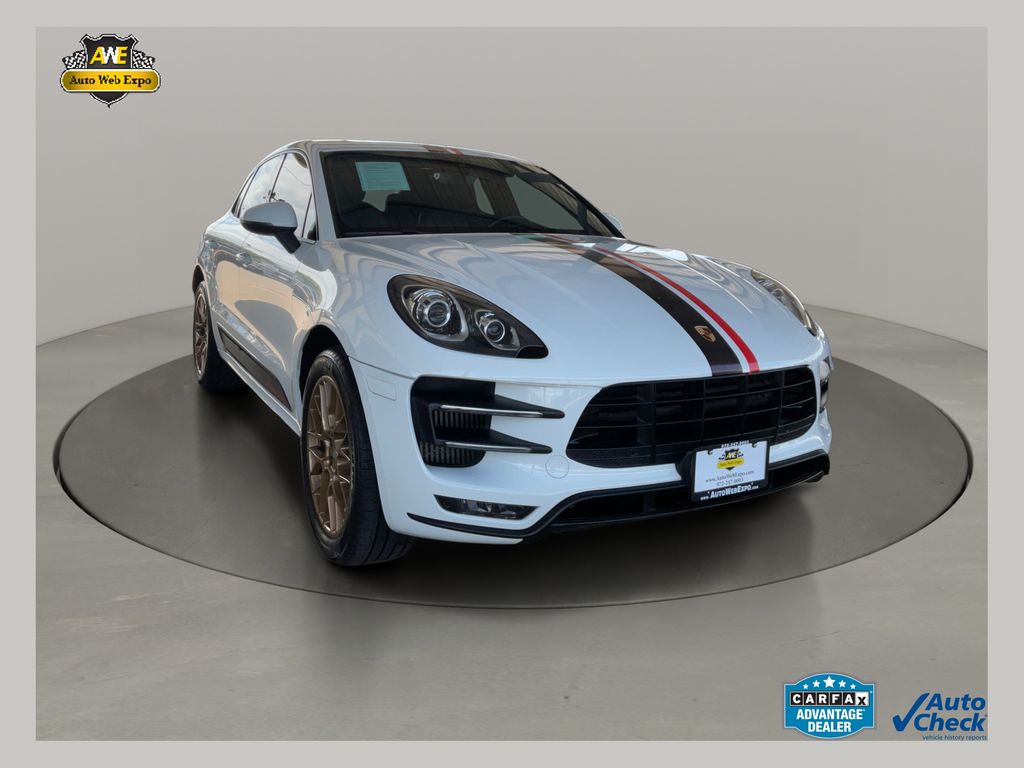 2015 Porsche Macan Turbo