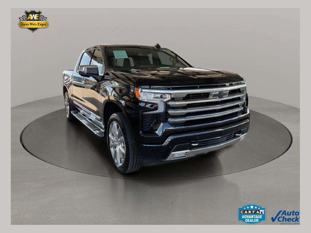 Used 2025 Chevrolet Silverado 1500 High Country /PREMIUM /3LZ Truck Crew Cab