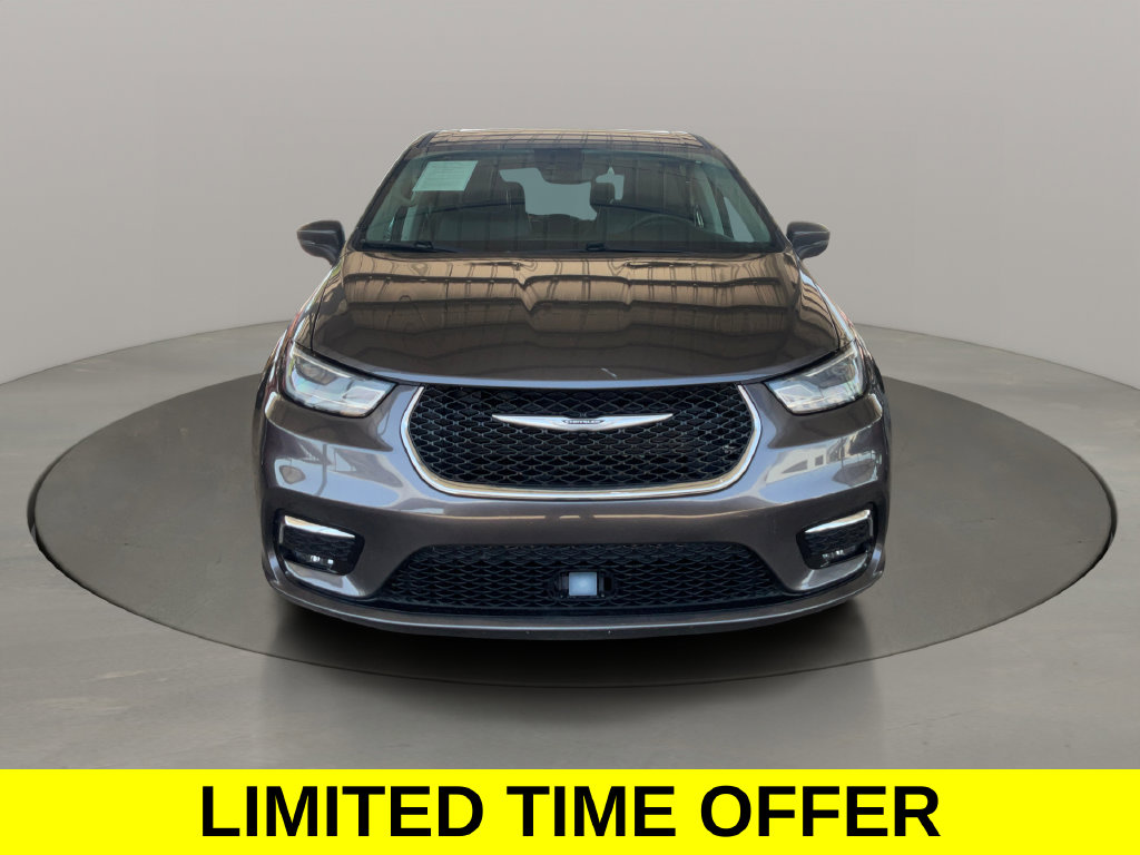 Used 2023 Chrysler Pacifica Touring L Van Passenger Van