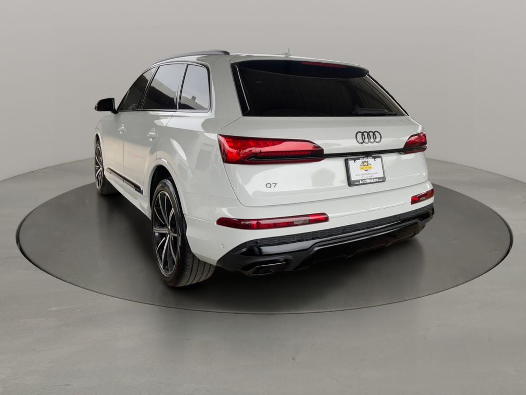 Used 2025 Audi Q7 45 Premium Plus quattro SUV