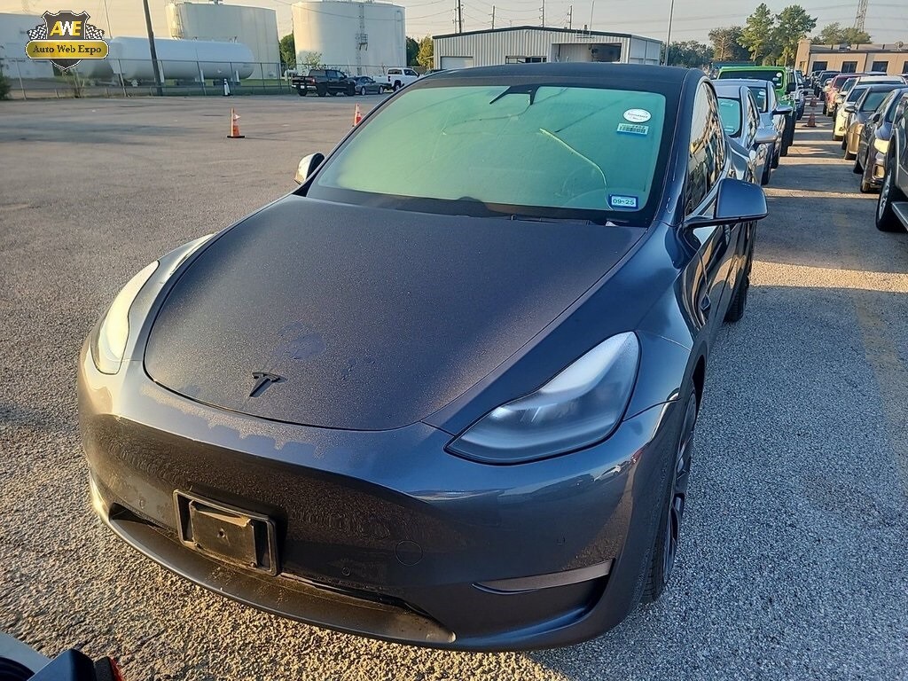 2021 Tesla Model Y Performance photo 2