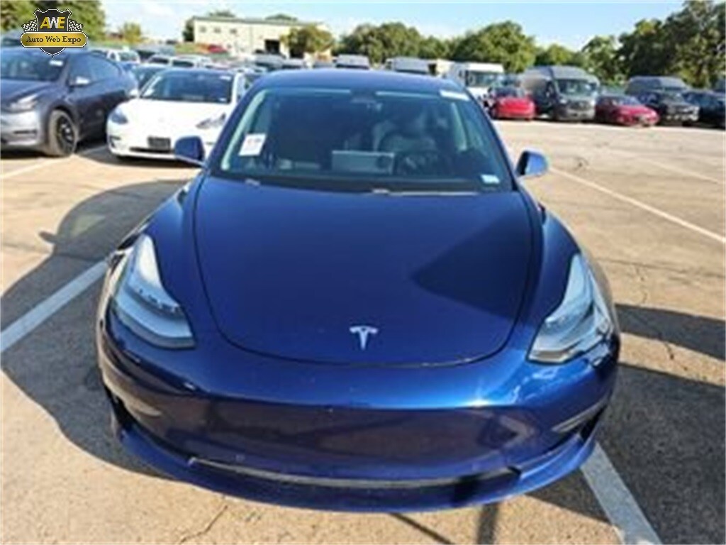 2018 Tesla Model 3 Long Range photo 2