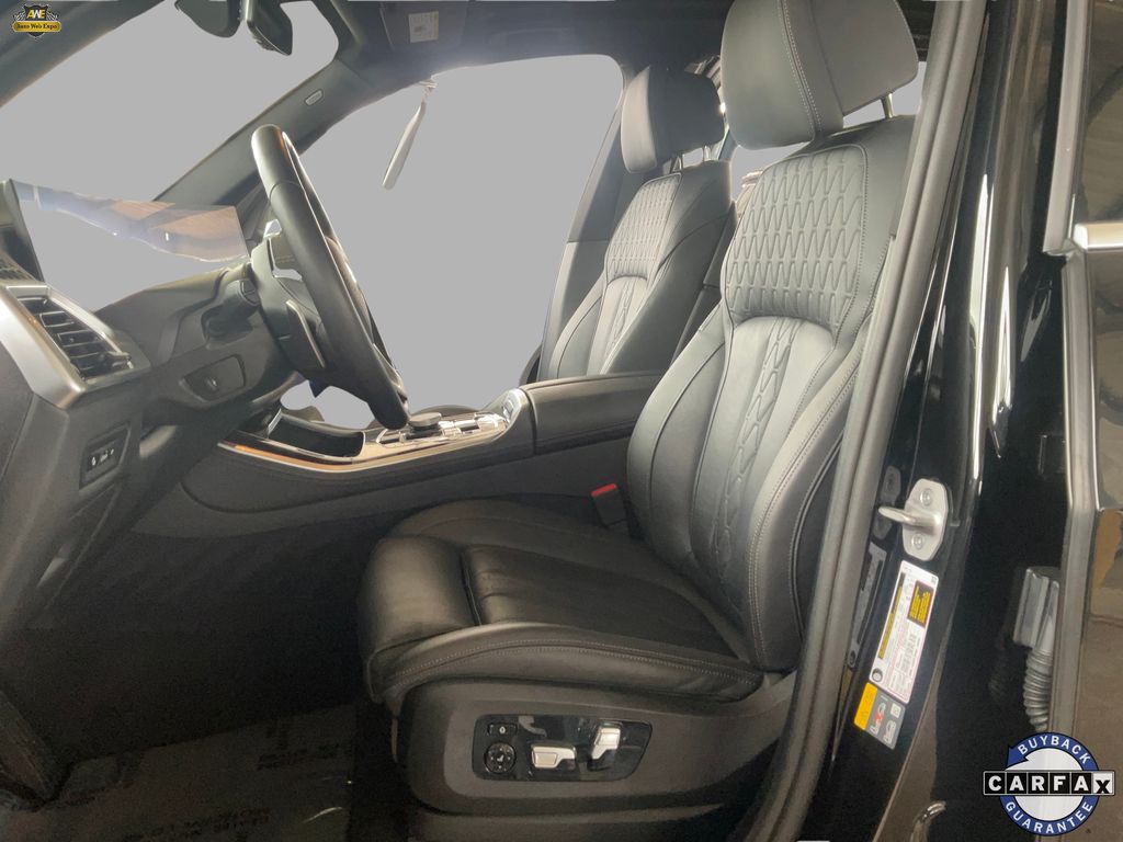 2025 BMW X5 50e - Photo 10