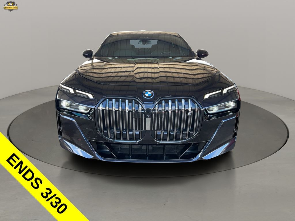 Used 2023 BMW i7 xDrive60 /M SPORT /DRIVING ASSIST PRO /PARK ASSIST Sedan