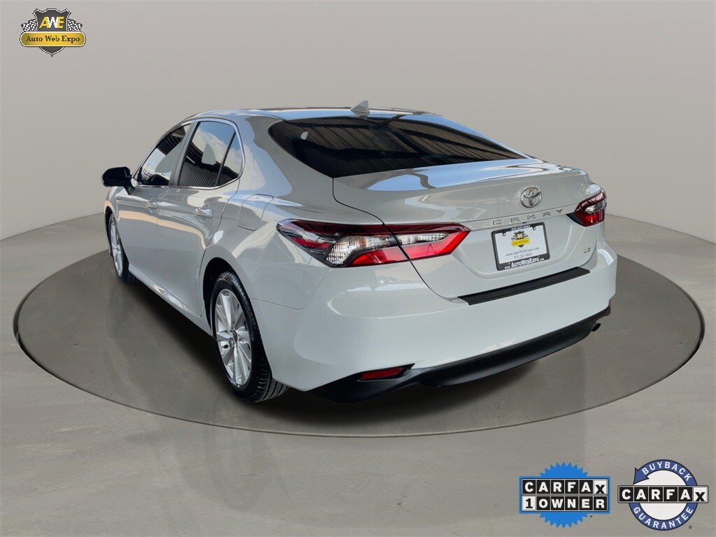 2023 Toyota Camry LE photo 4