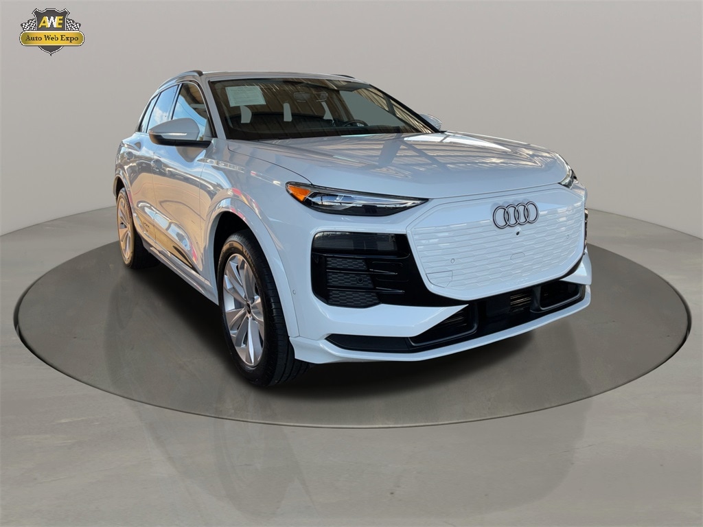 2025 Audi Q6 e-tron Premium