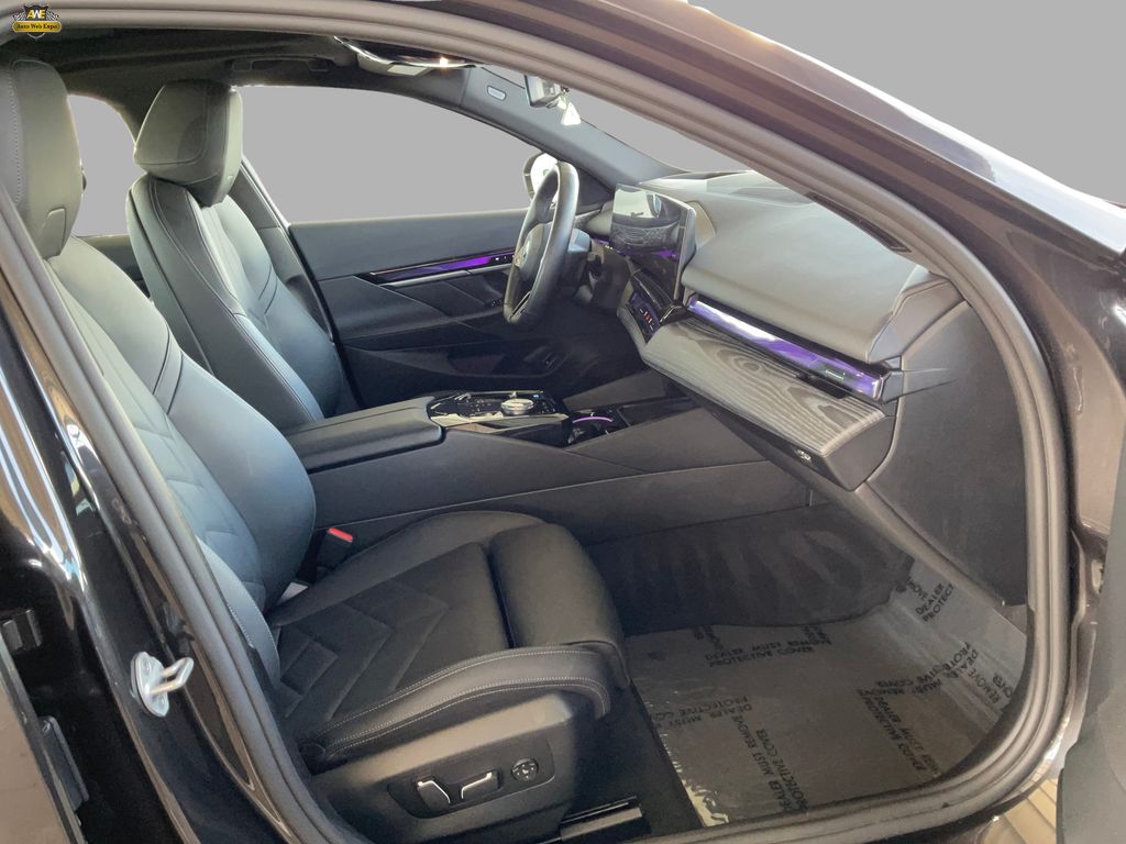 2026 BMW i5 40 - Photo 23