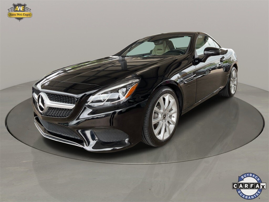 2017 Mercedes Benz SLC 300 photo 3