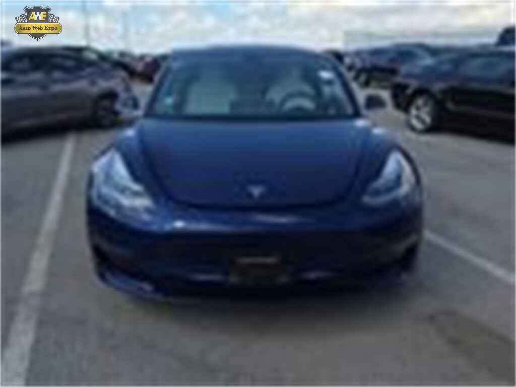 2018 Tesla Model 3 Long Range photo 2