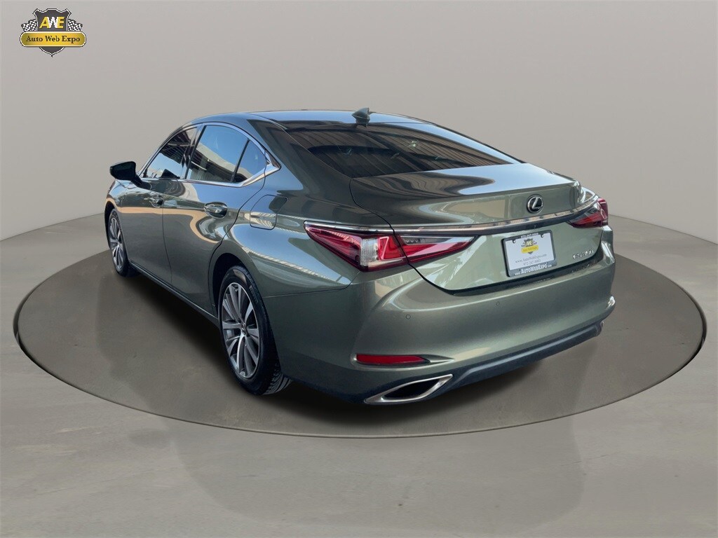 2019 Lexus ES 350 Ultra Luxury photo 4