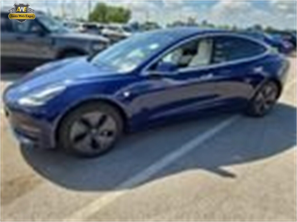 2018 Tesla Model 3 Long Range photo 3