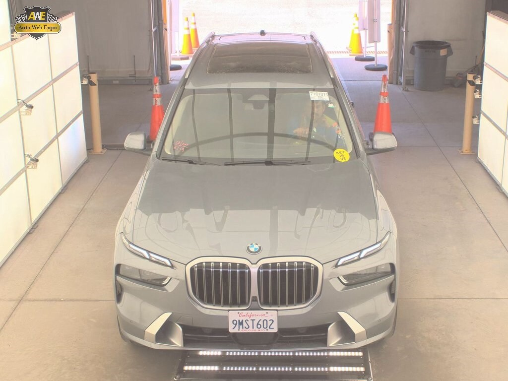 2025 Bmw X7 xDrive40i photo 2