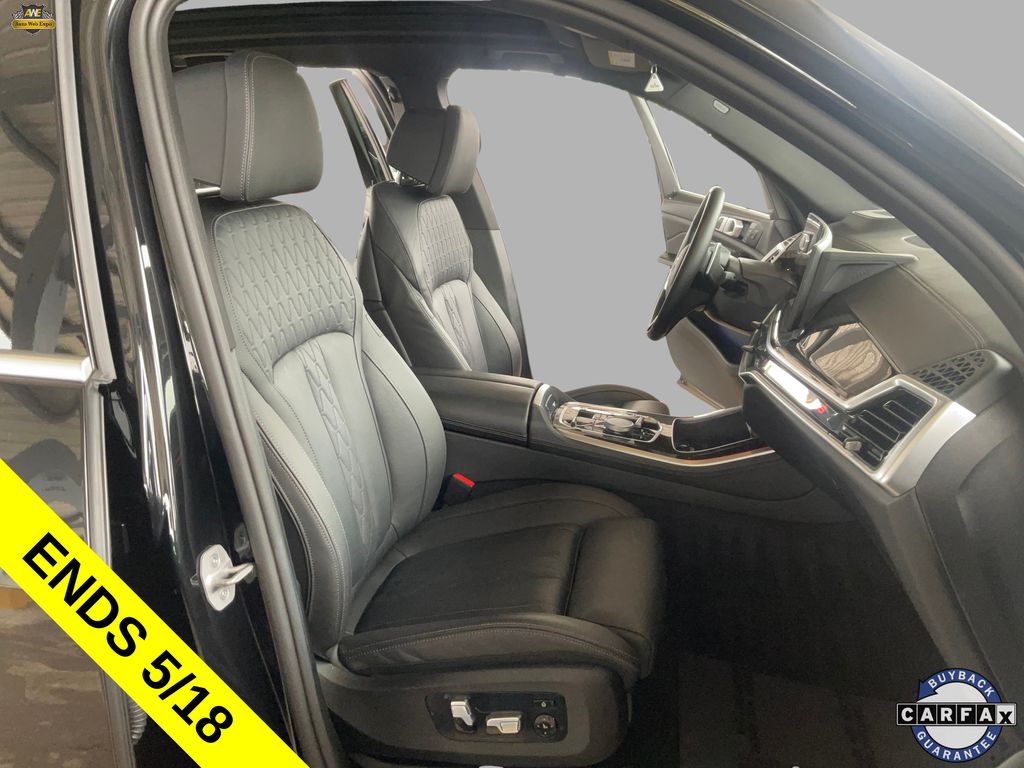 2025 BMW X5 50e - Photo 23