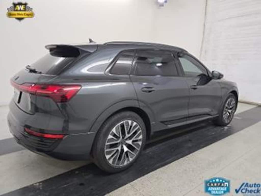 Used 2024 Audi Q8 e-tron Premium Plus quattro SUV