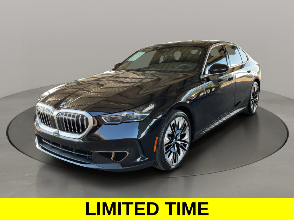Used 2024 BMW 5 Series 530i /PREMIUM /DRIVING ASSIST PRO Sedan