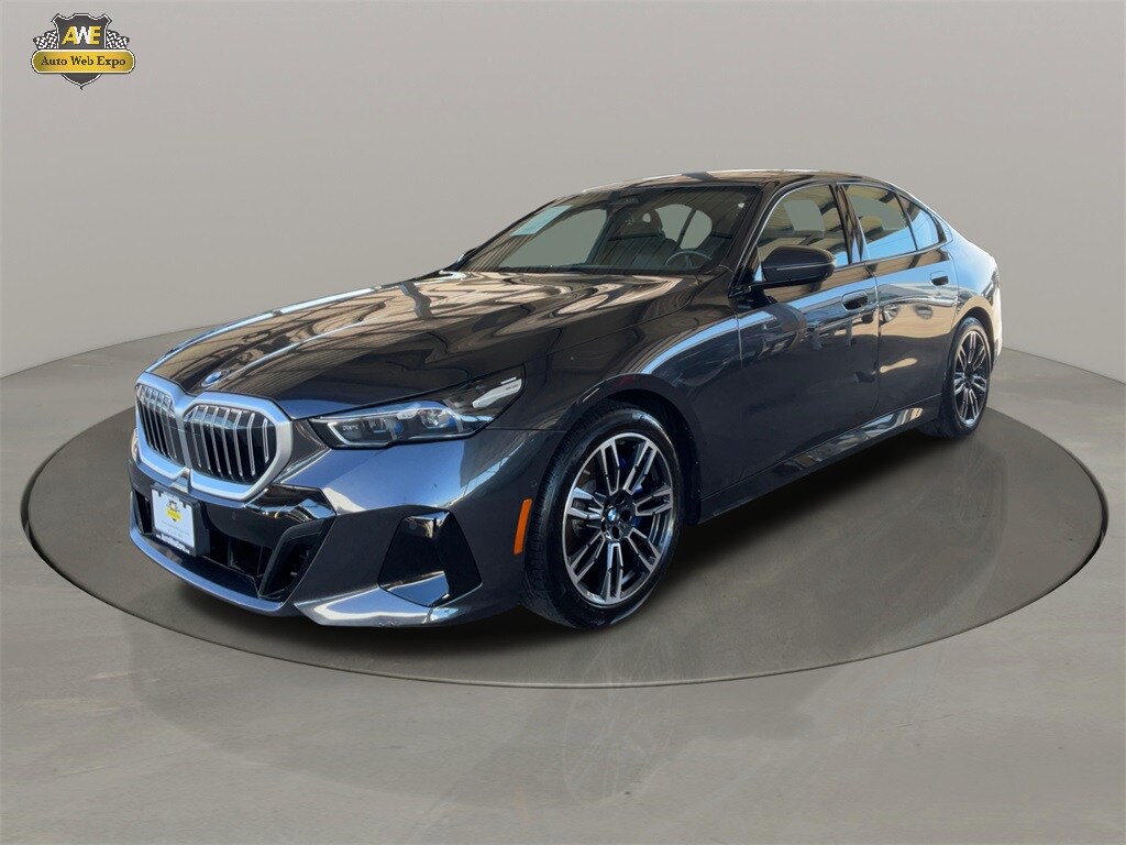 2025 Bmw 530i 5-Series photo 3