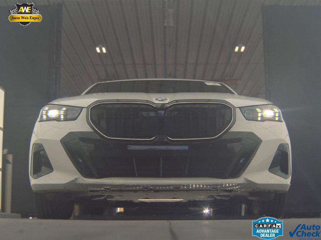 Used 2024 BMW 5 Series 530i Sedan