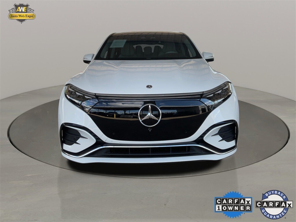 2023 Mercedes Benz EQS SUV 580 4MATIC photo 2