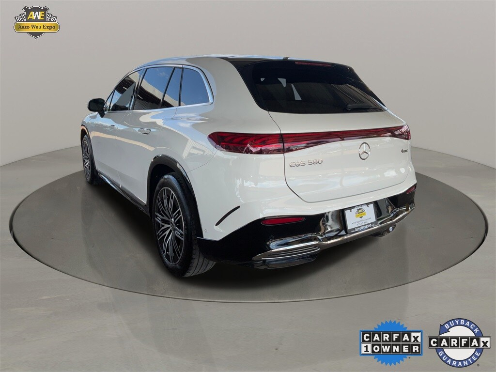 2023 Mercedes Benz EQS SUV 580 4MATIC photo 4