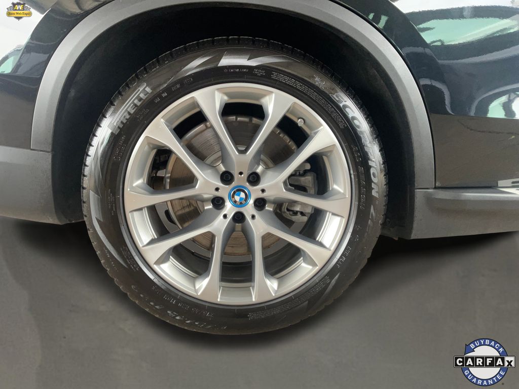 2025 BMW X5 50e - Photo 57