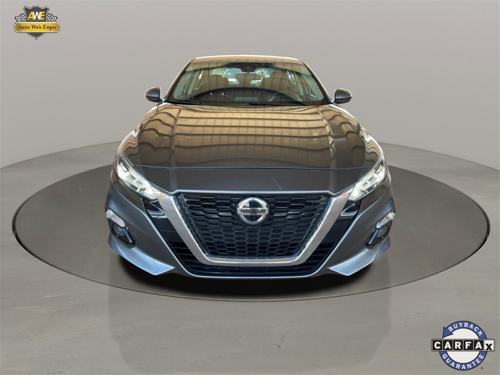 2022 Nissan Altima 2.5 SV photo 2