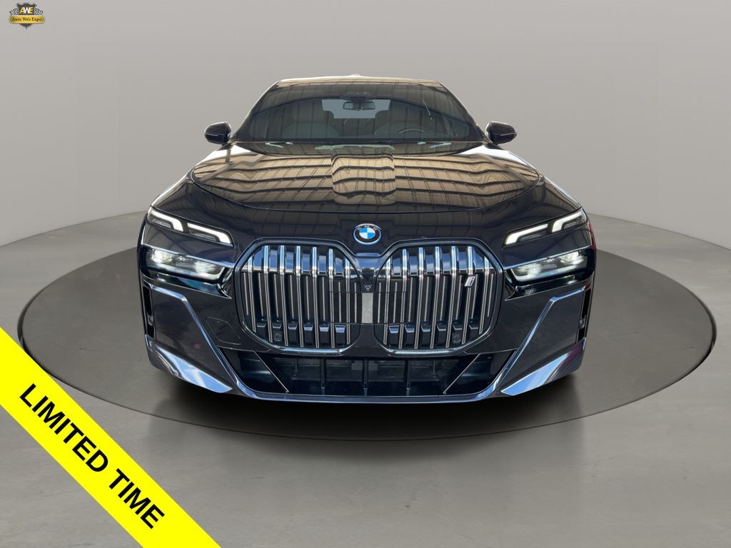 Used 2023 BMW i7 xDrive60 /M SPORT /DRIVING ASSIST PRO /PARK ASSIST Sedan