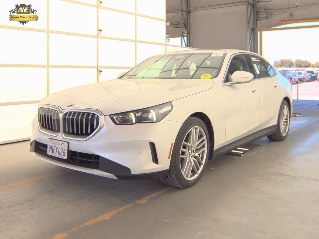 Used 2025 BMW 5 Series 530i /PREMIUM PACKAGE Sedan