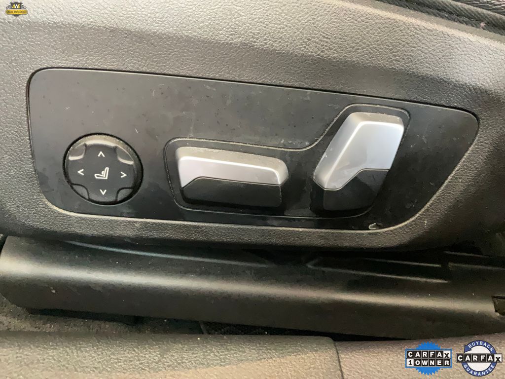 2022 BMW 3 Series 330i - Photo 49