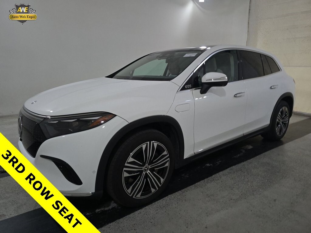 2023 Mercedes Benz EQS SUV 450 photo 3