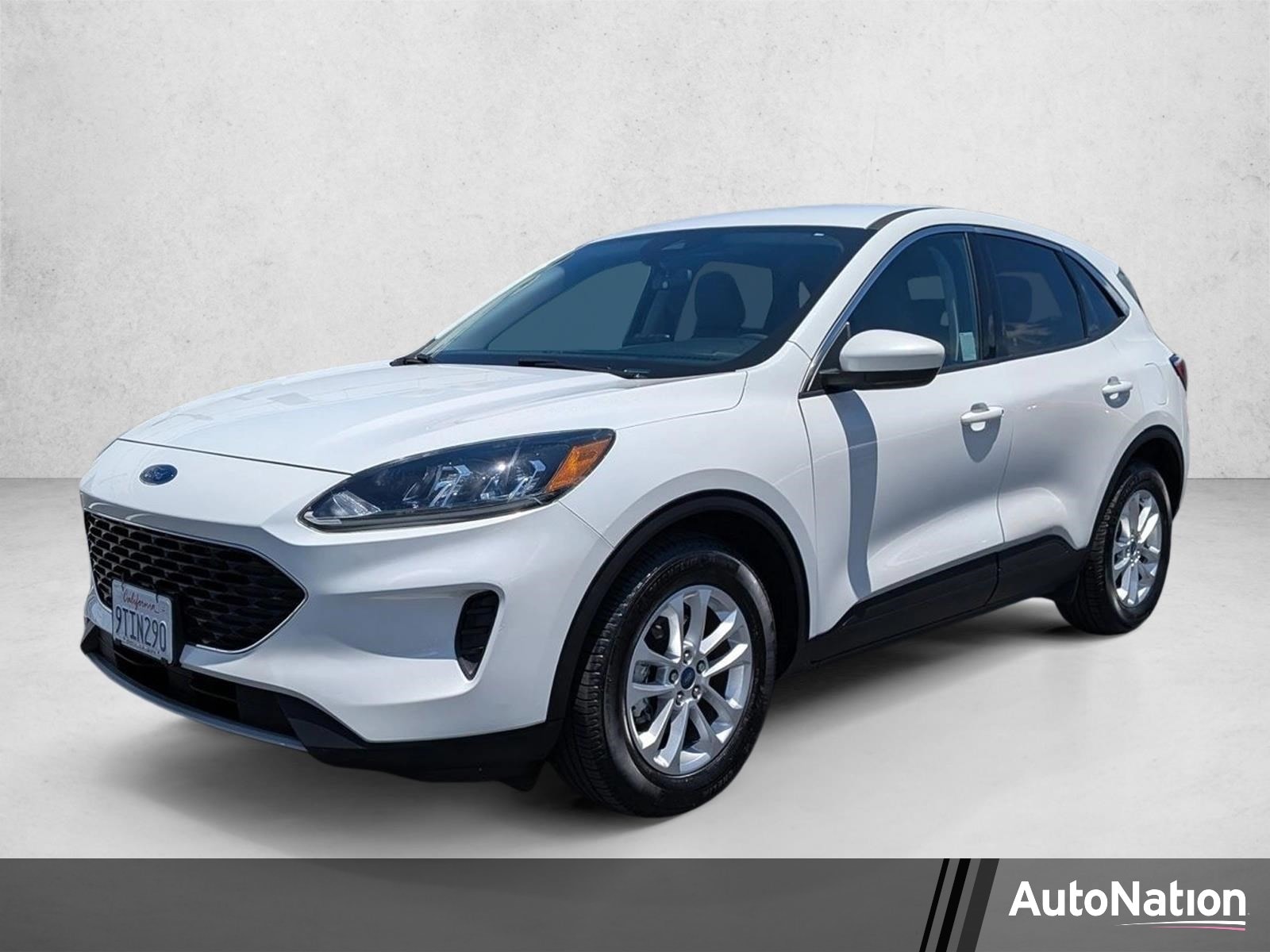2020 Ford Escape SE FWD's photo