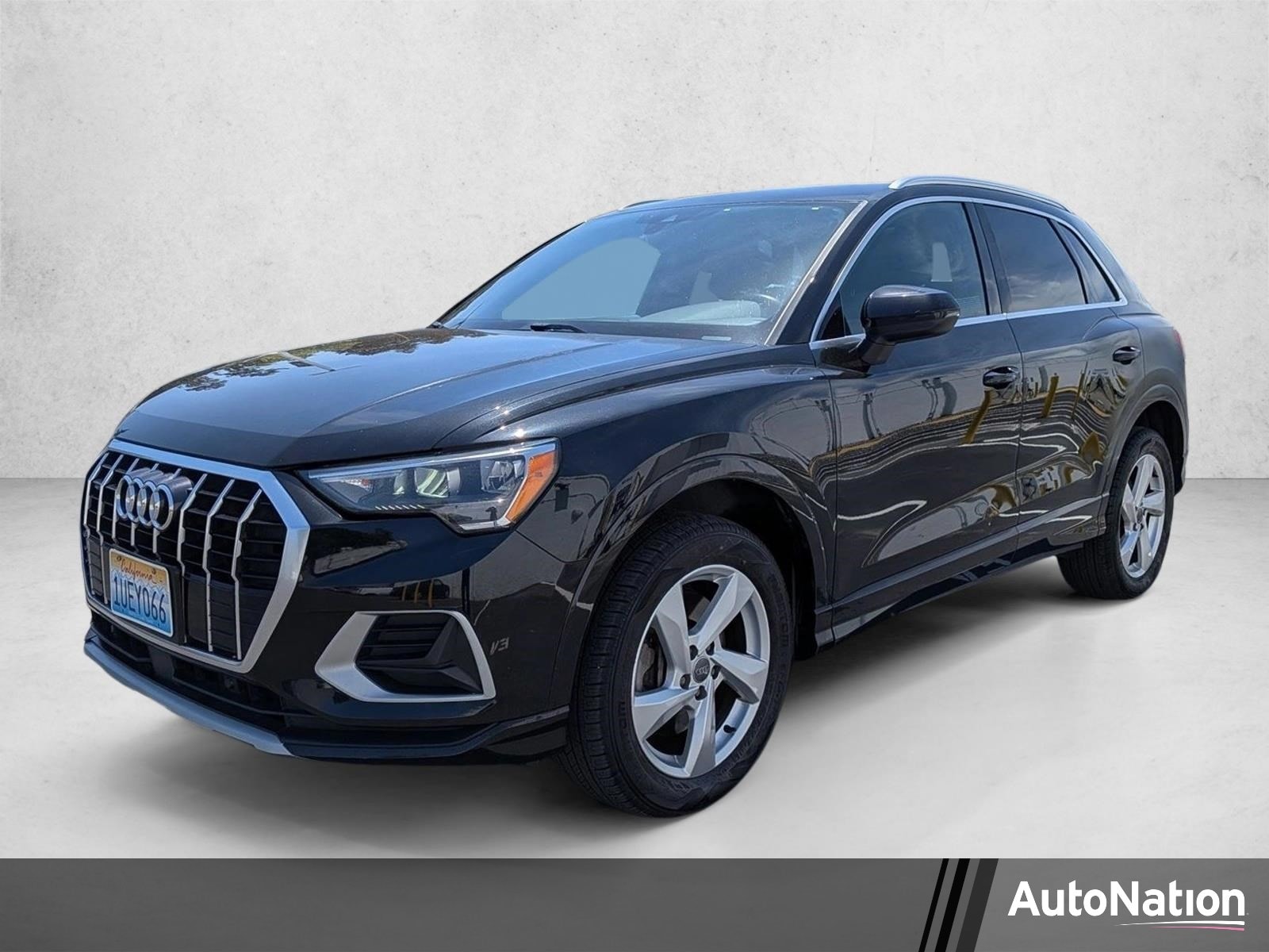 2020 Audi Q3 45 TFSI Premium quattro's photo