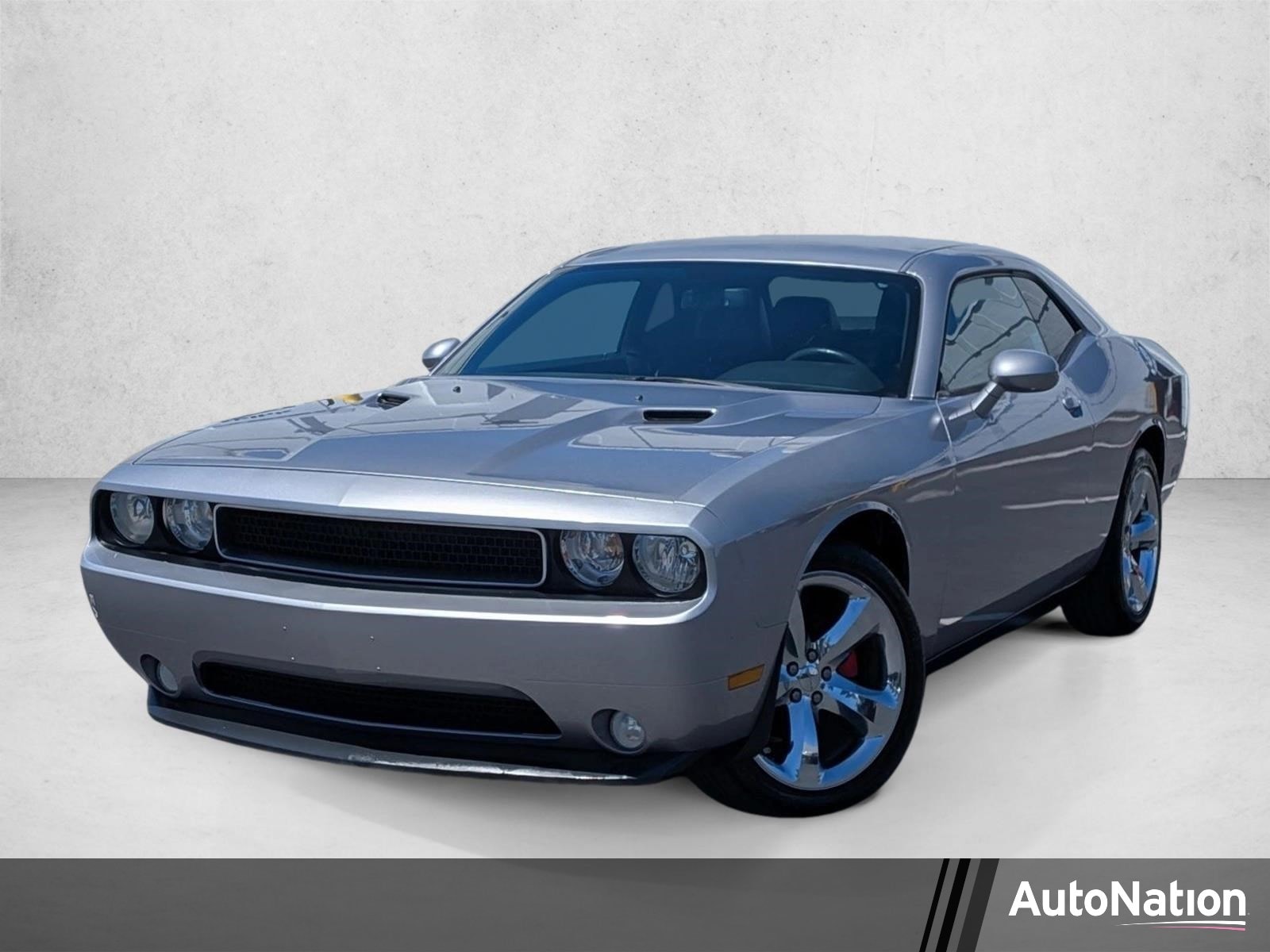 2011 Dodge Challenger SE's photo