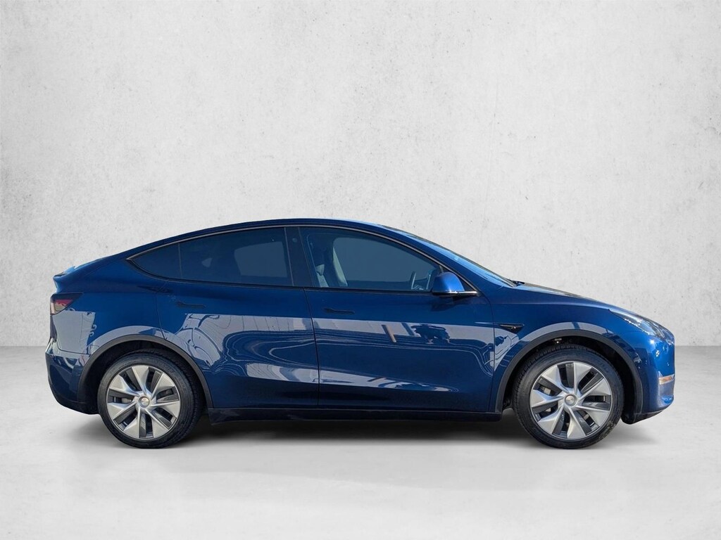 Used 2022 Tesla Model Y Long Range SUV
