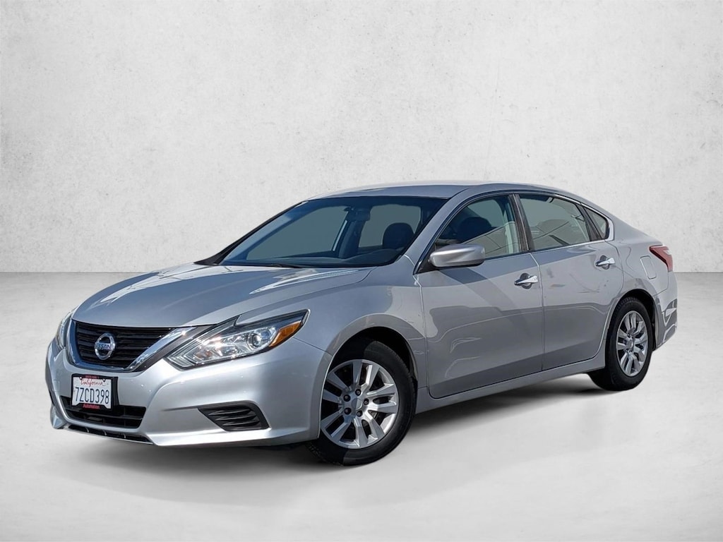 Used 2018 Nissan Altima 2.5 S Sedan