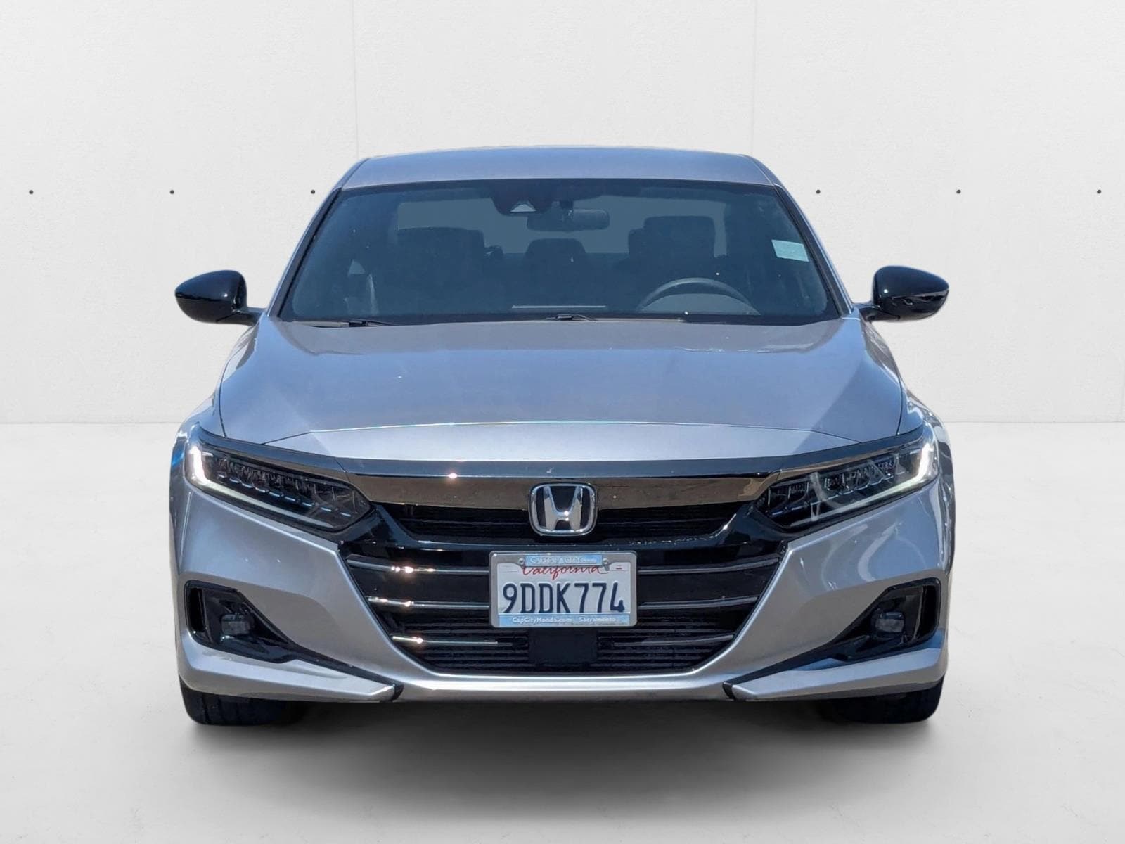 1HGCV1F32NA082743