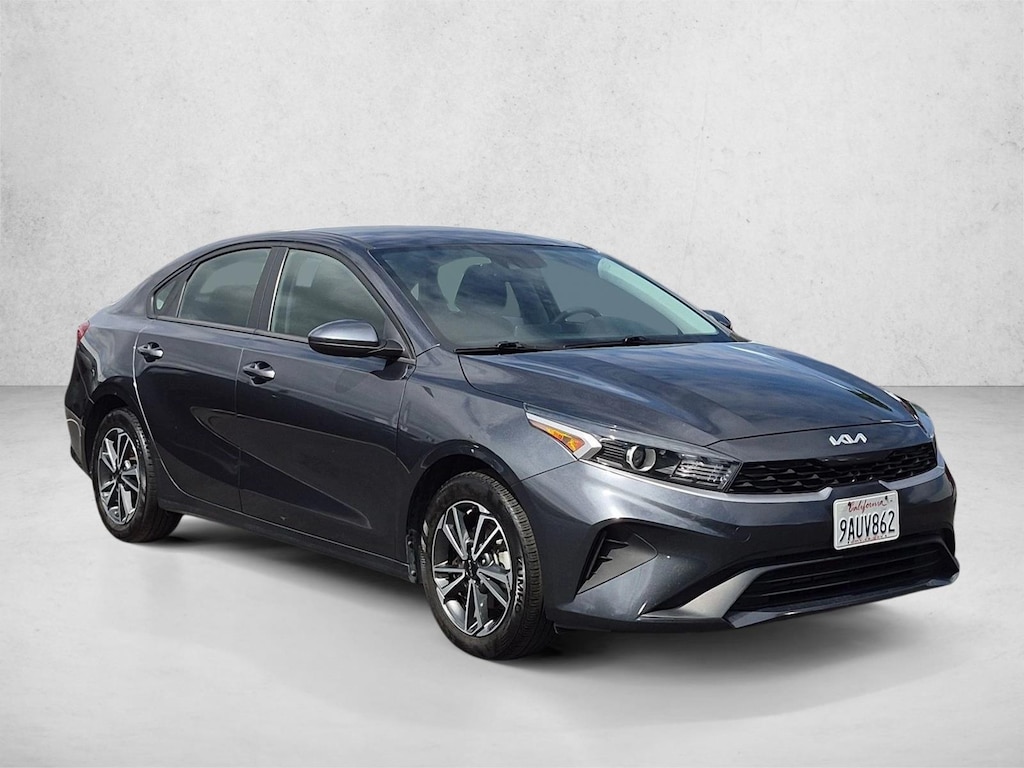 Used 2022 Kia Forte LXS Sedan
