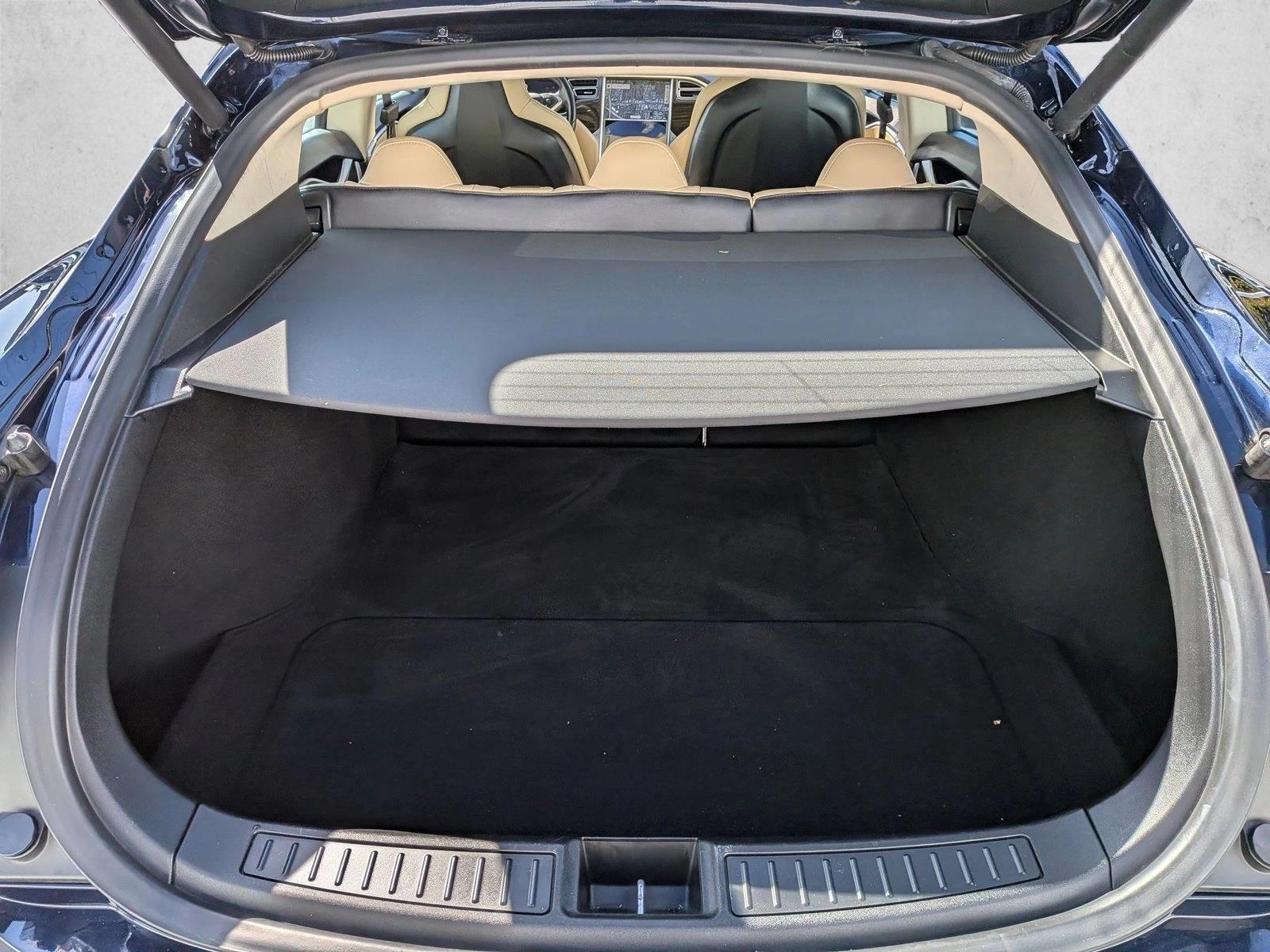 2014 Tesla Model S 85 kWh Battery photo 5