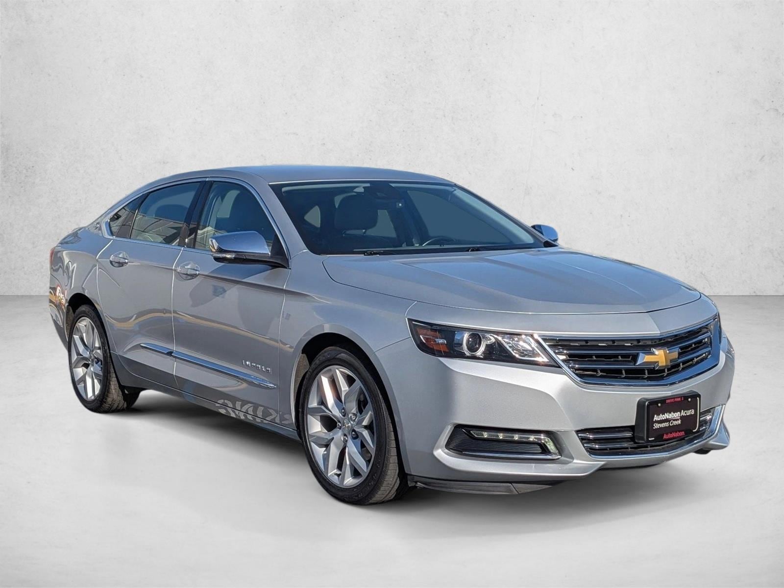 2015 Chevrolet Impala LTZ photo 3