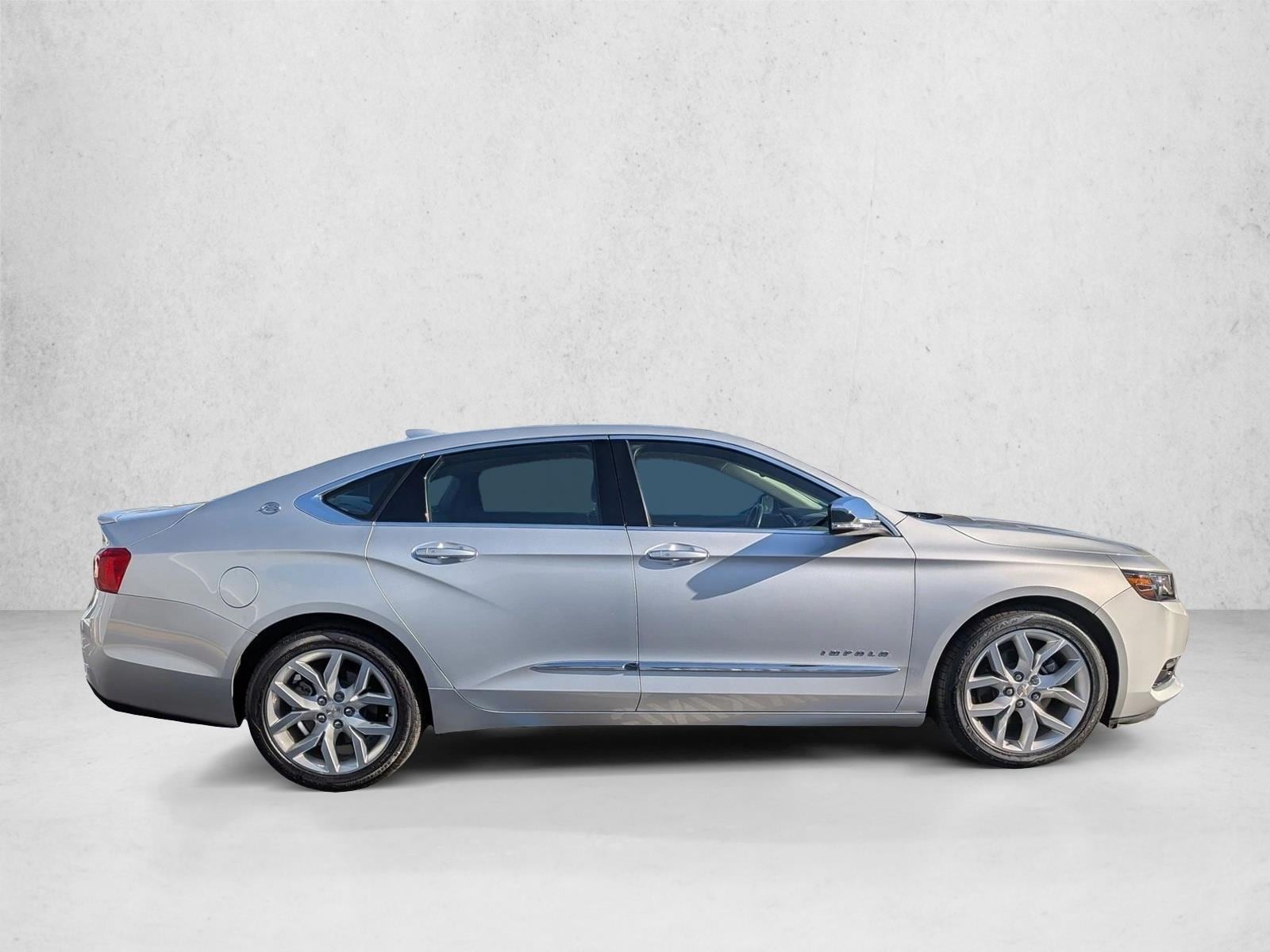 2015 Chevrolet Impala LTZ photo 4