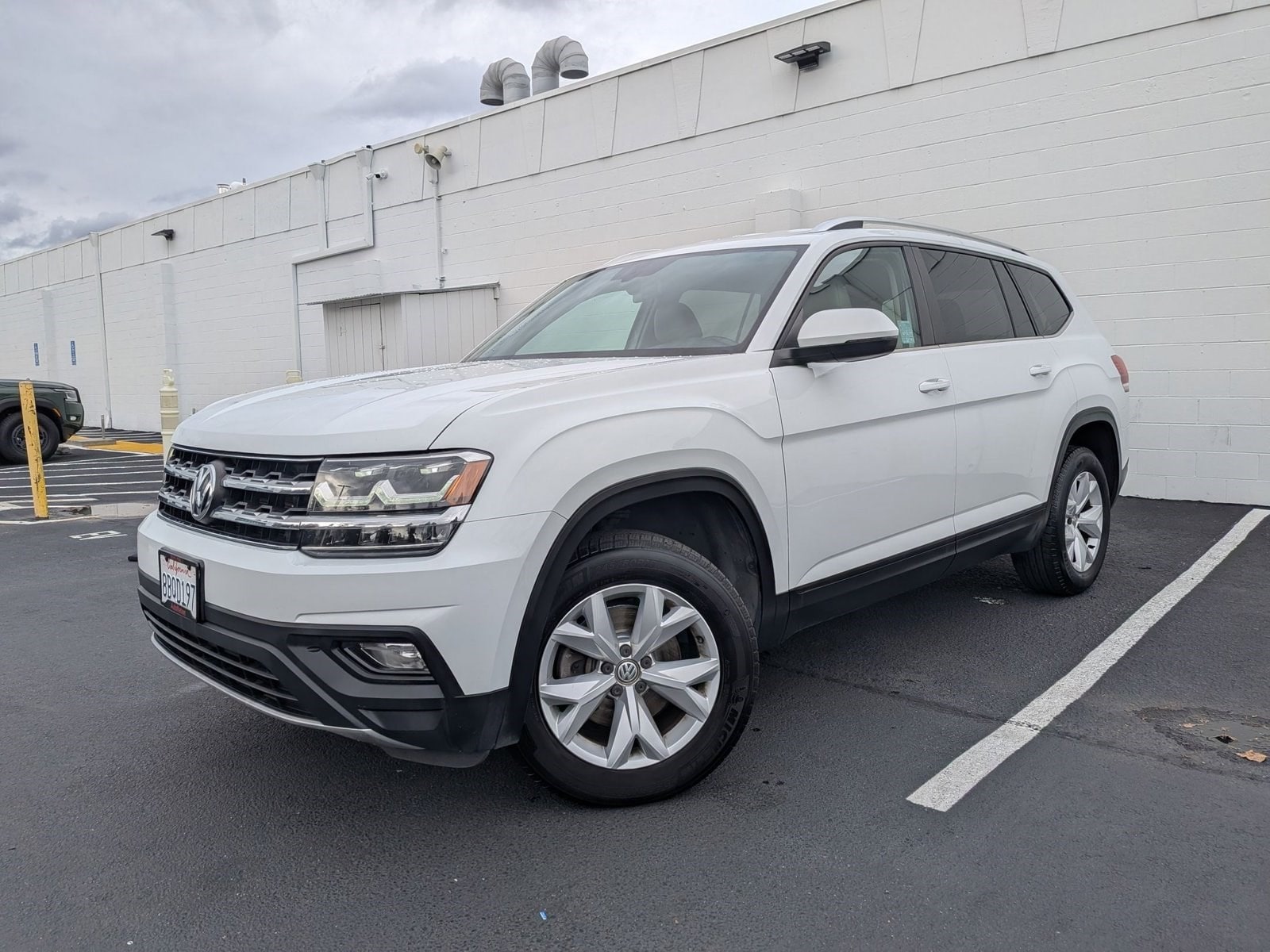 2018 Volkswagen Atlas SE's photo