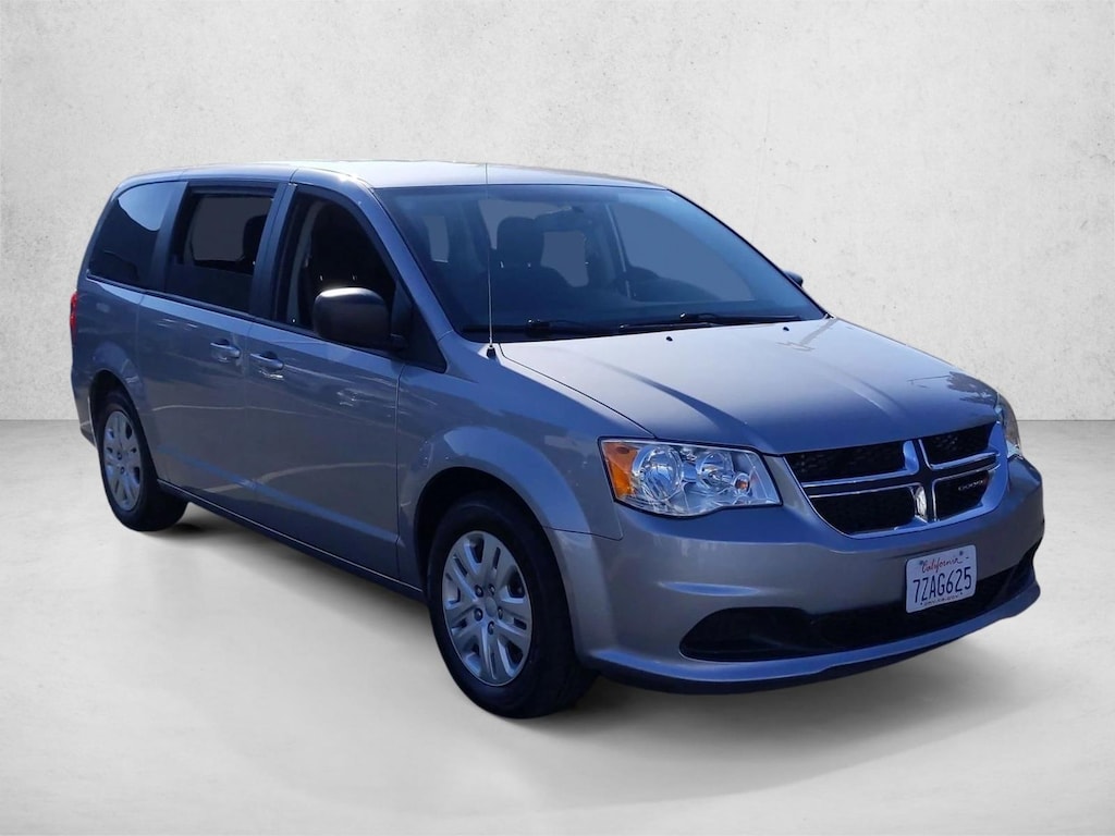 Used 2018 Dodge Grand Caravan SE Van Passenger Van