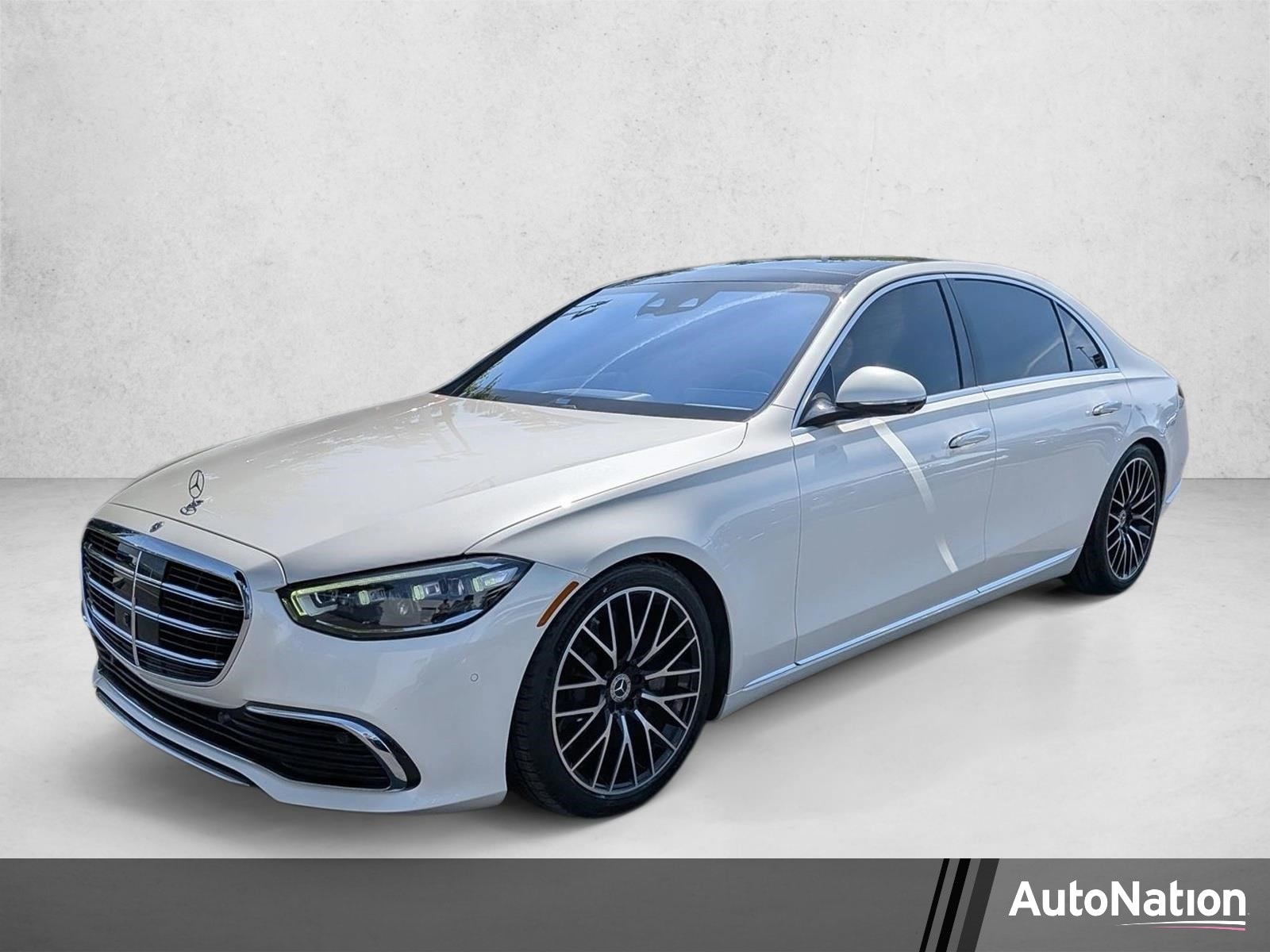 2023 Mercedes-Benz S-Class S 580 4MATIC's photo