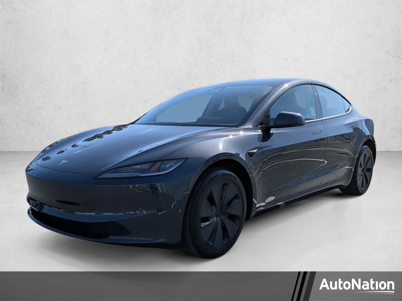 2025 Tesla Model 3 Long Range's photo