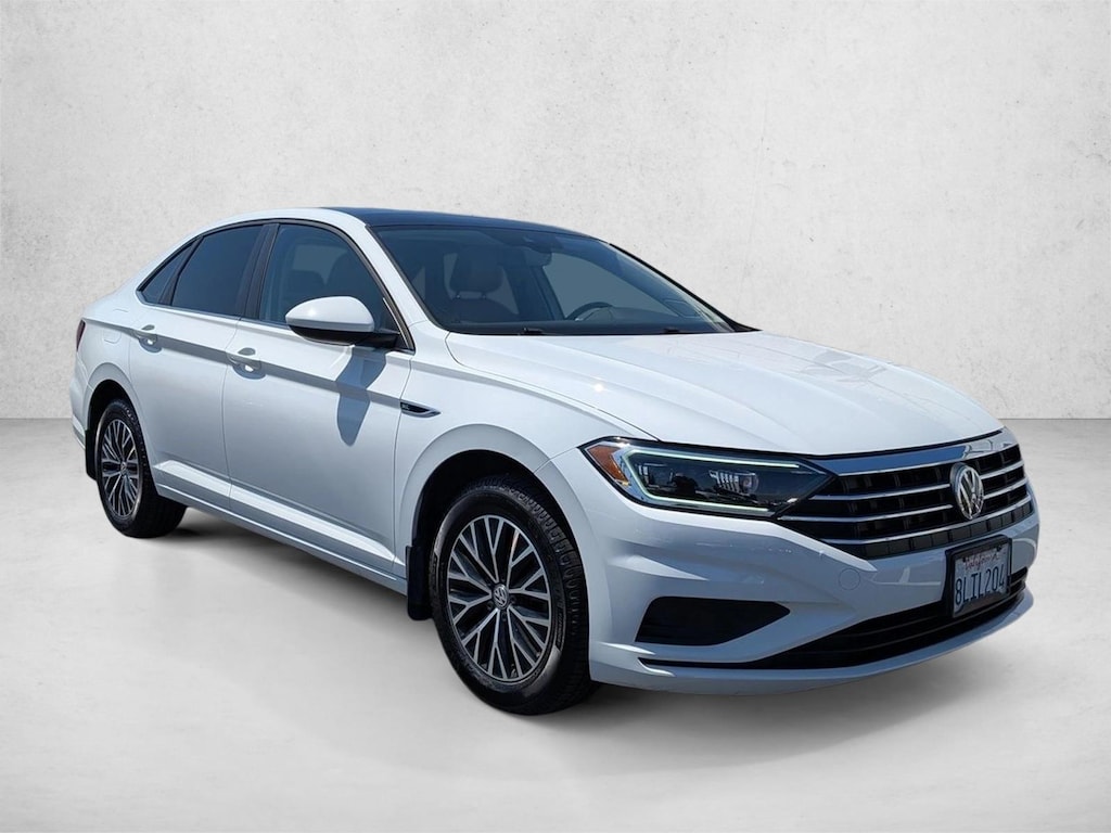 Used 2019 Volkswagen Jetta SEL Sedan