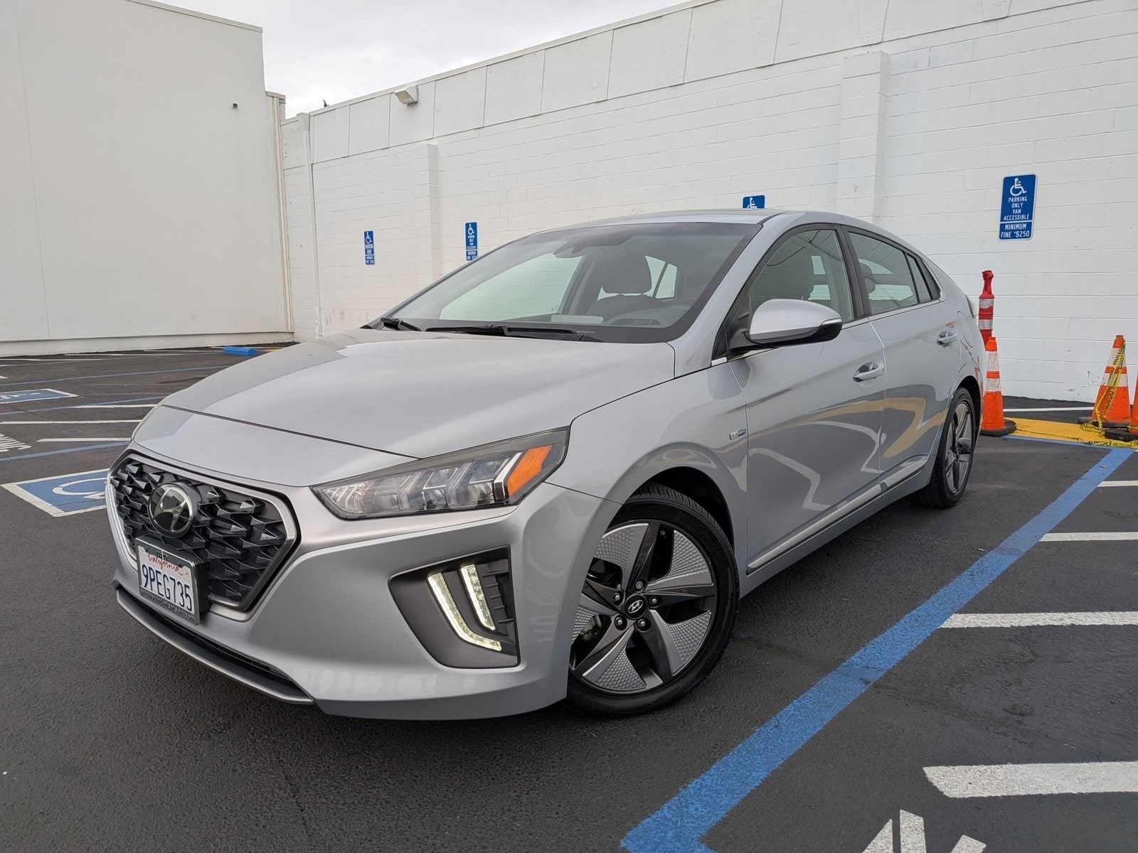 2020 Hyundai IONIQ SEL